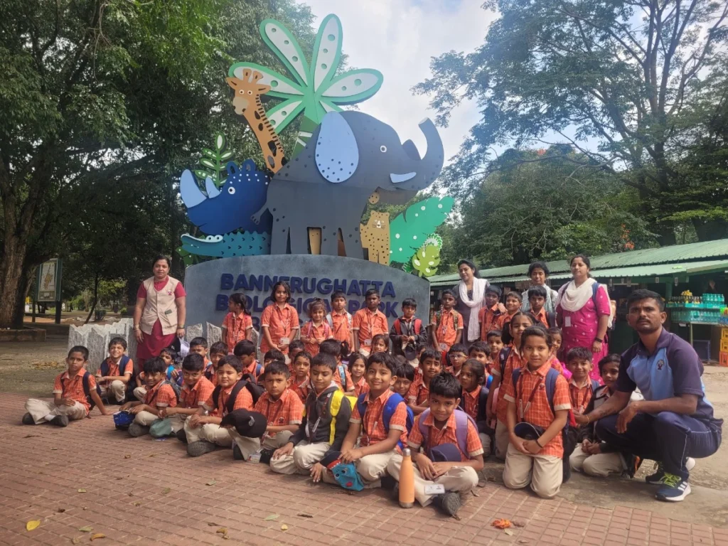 Heritage Walk Classes (6)