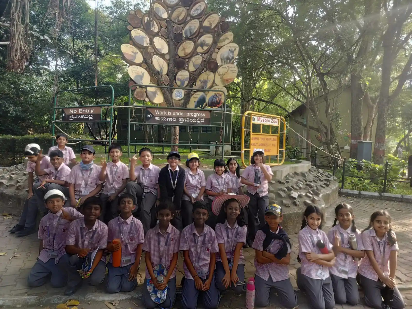 Image gallery marquee