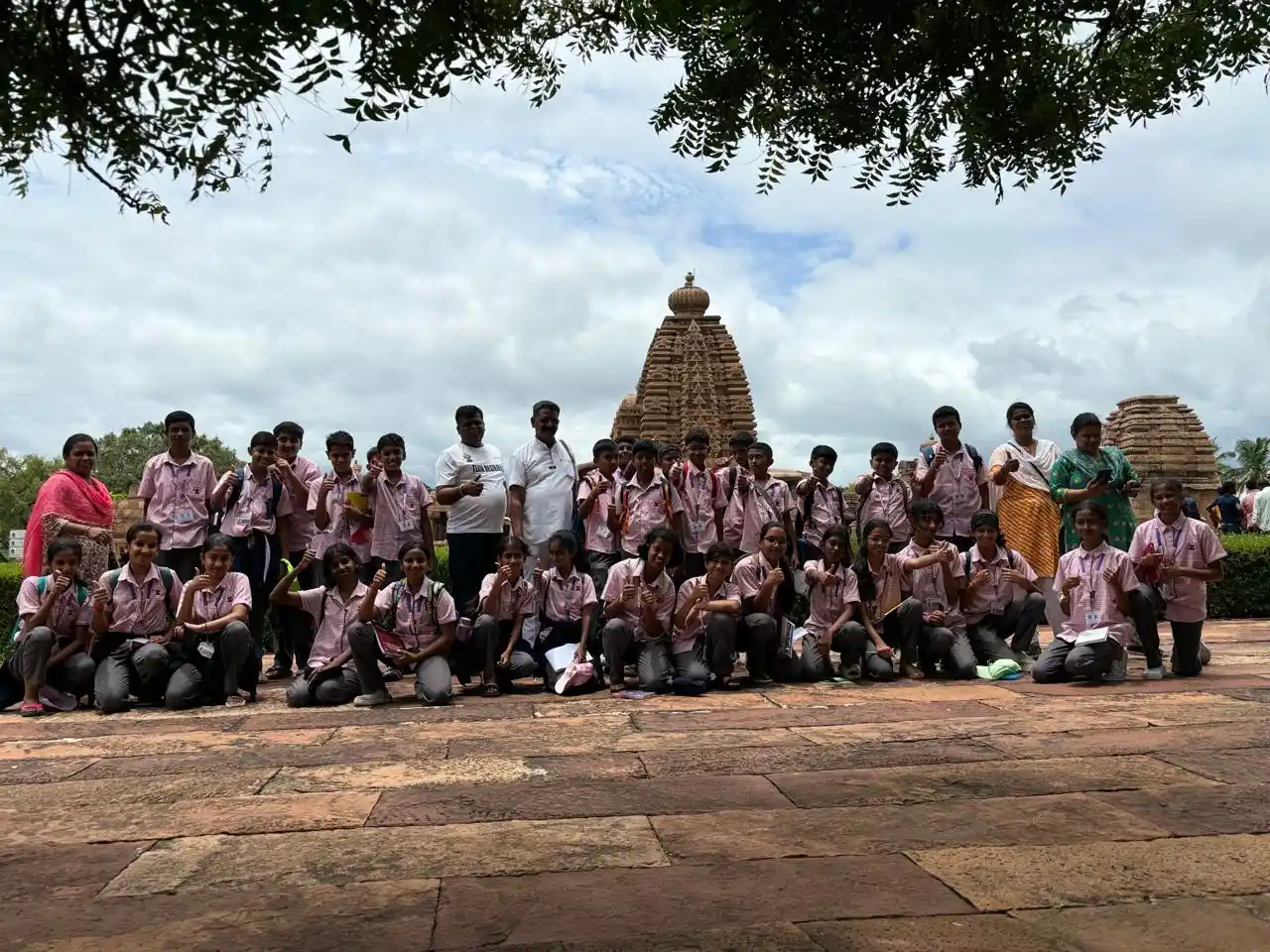 Image gallery marquee